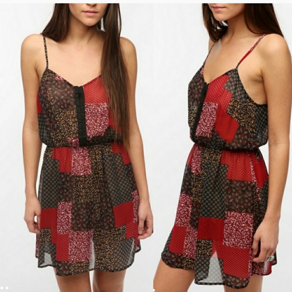 🎈NEW LISTING! Staring At Stars Lightweight Dress